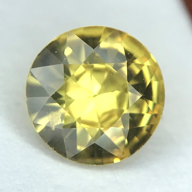 0.77ct Round Brilliant Cut Sapphire 0.77ct Round Brilliant Cut Sapphire
