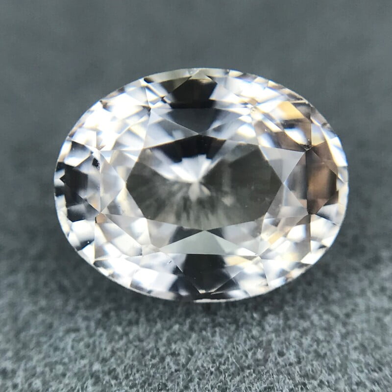 2.03ct Oval Brilliant Cut Sapphire 2.03ct Oval Brilliant Cut Sapphire