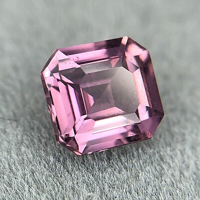 1.33ct Octagon Step Cut Sapphire 1.33ct Octagon Step Cut Sapphire