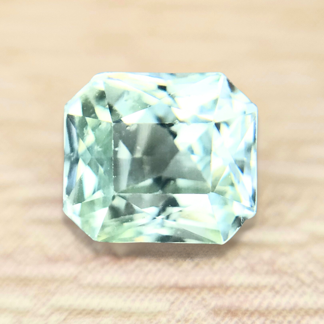 1.14ct Radiant Brilliant Cut Sapphire 1.14ct Radiant Brilliant Cut Sapphire