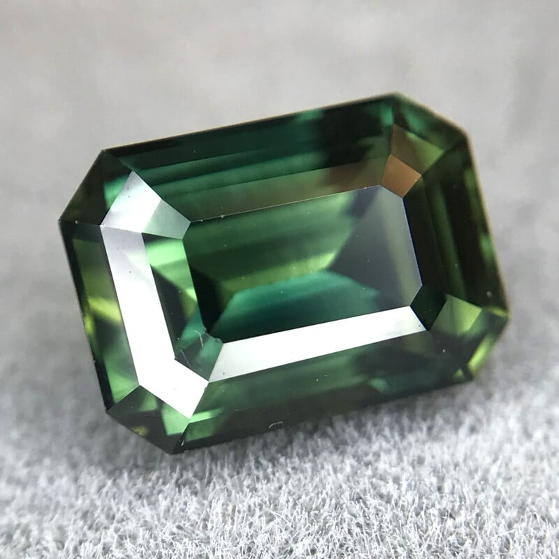 2.36ct Octagon Step Cut Sapphire 2.36ct Octagon Step Cut Sapphire