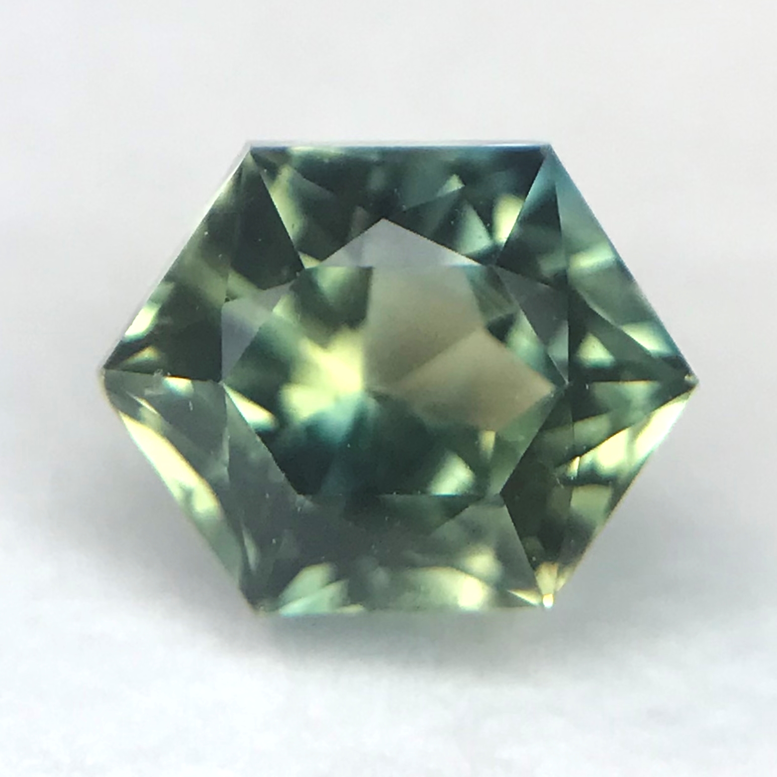1.03ct Hexagon Step Cut Sapphire 1.03ct Hexagon Step Cut Sapphire