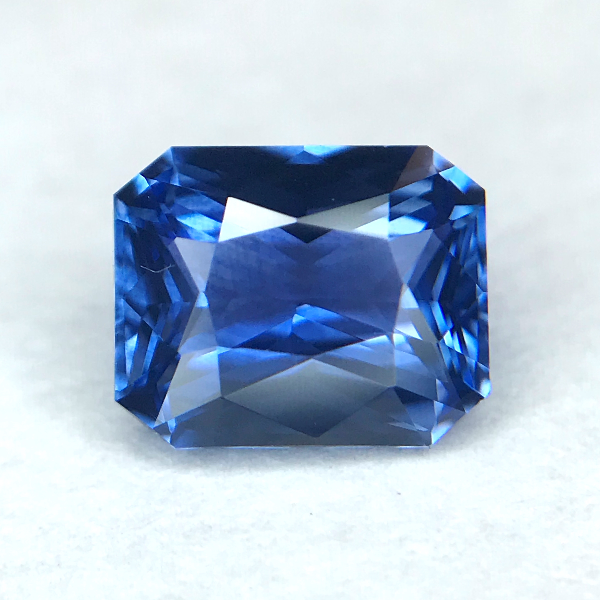 1.08ct Radiant Brilliant Cut Sapphire 1.08ct Radiant Brilliant Cut Sapphire