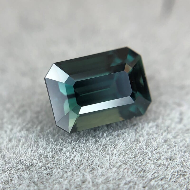 1.02ct Octagon Step Cut Sapphire 1.02ct Octagon Step Cut Sapphire