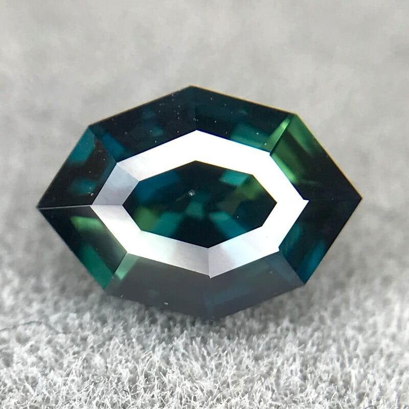 0.73ct Fancy Step Cut Sapphire 0.73ct Fancy Step Cut Sapphire