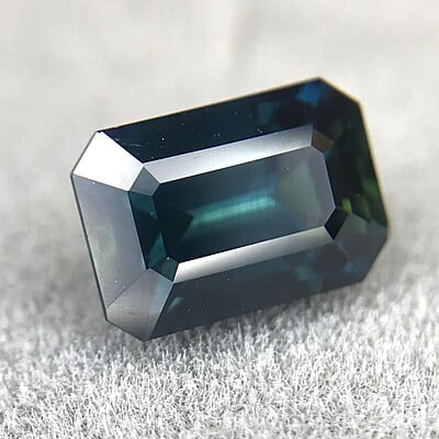 1.11ct Octagon Step Cut Sapphire 1.11ct Octagon Step Cut Sapphire
