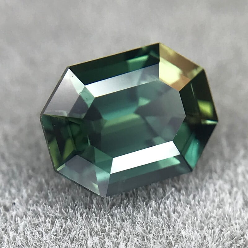 0.79ct Octagon Step Cut Sapphire 0.79ct Octagon Step Cut Sapphire
