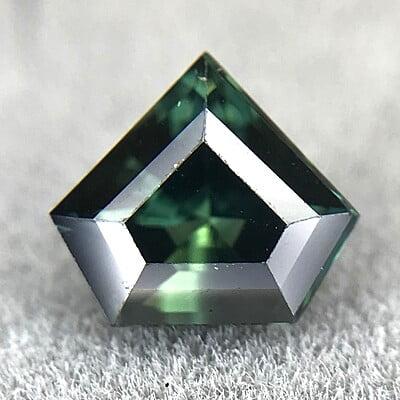 0.76ct Fancy Step Cut Sapphire 0.76ct Fancy Step Cut Sapphire