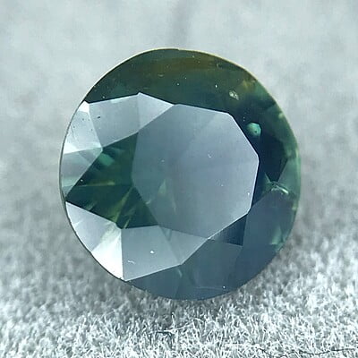 0.95ct Round Brilliant Cut Sapphire