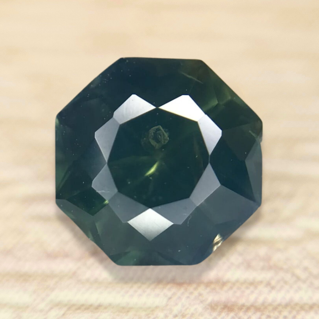 1.03ct Hexagon Step Cut Sapphire 1.03ct Hexagon Step Cut Sapphire