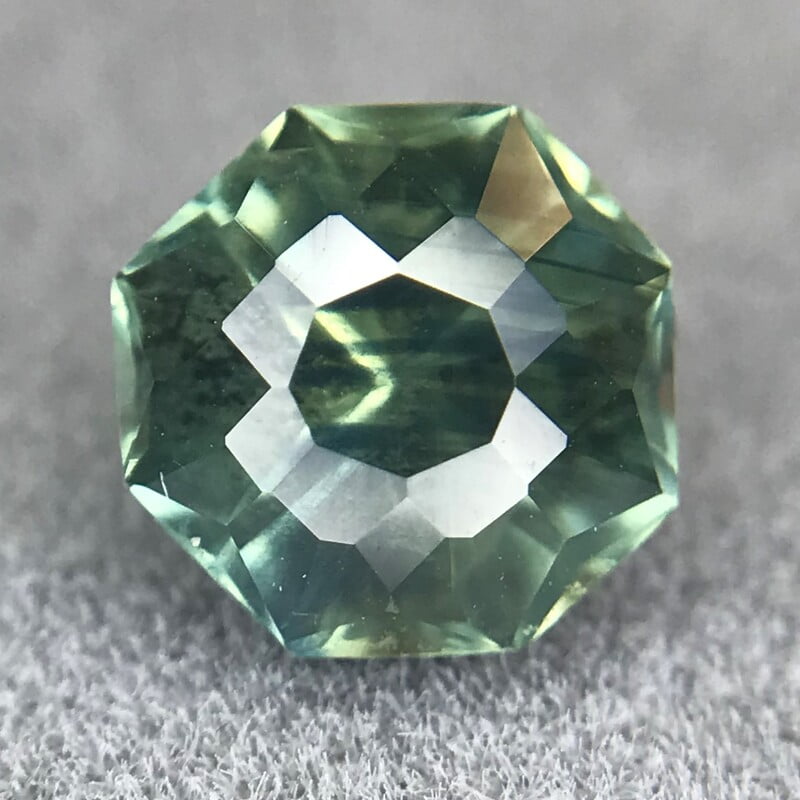 1.17ct Hexagon Step Cut Sapphire 1.17ct Hexagon Step Cut Sapphire