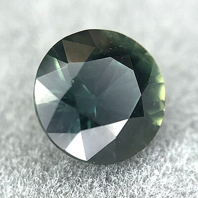 0.82ct Round Brilliant Cut Sapphire 0.82ct Round Brilliant Cut Sapphire