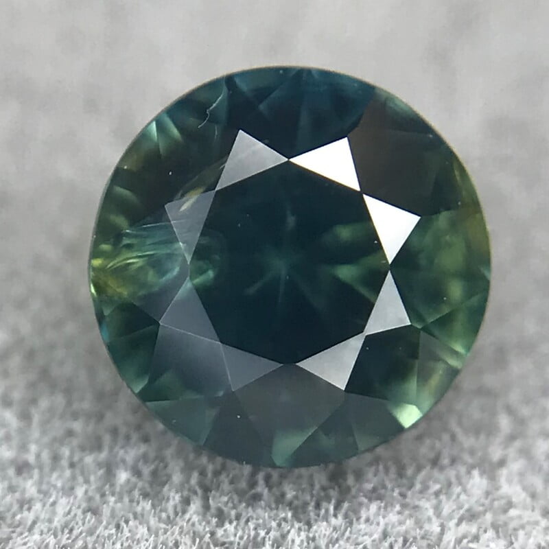 0.76ct Round Brilliant Cut Sapphire 0.76ct Round Brilliant Cut Sapphire