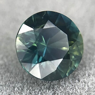 0.76ct Round Brilliant Cut Sapphire 0.76ct Round Brilliant Cut Sapphire