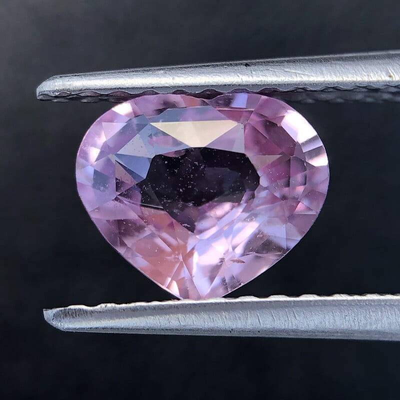 1.17ct Heart Brilliant Cut Sapphire 1.17ct Heart Brilliant Cut Sapphire