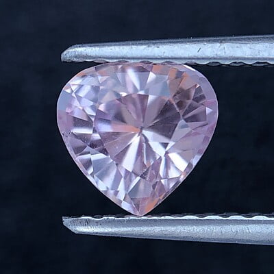 1.08ct Heart Brilliant Cut Sapphire 1.08ct Heart Brilliant Cut Sapphire