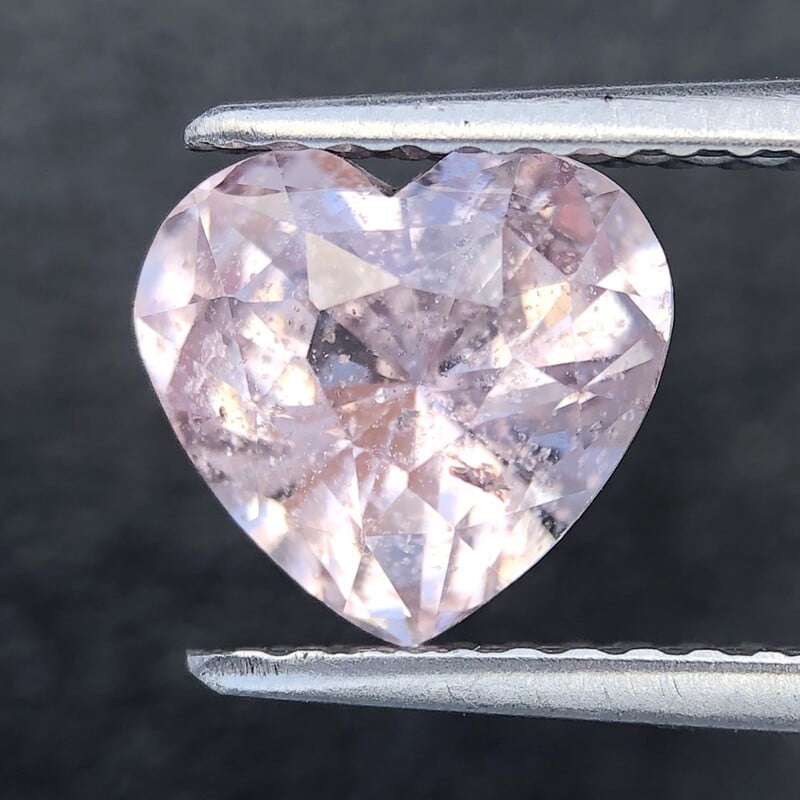 1.77ct Heart Brilliant Cut Sapphire 1.77ct Heart Brilliant Cut Sapphire