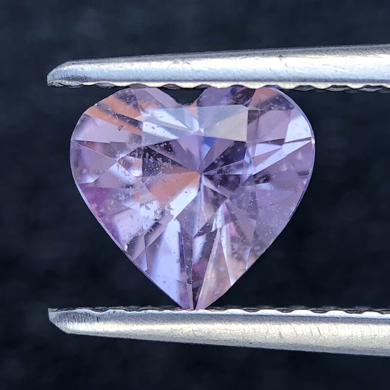0.85ct Heart Brilliant Cut Sapphire 0.85ct Heart Brilliant Cut Sapphire