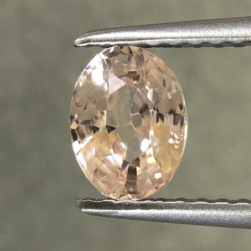 0.99ct Oval Mixed Cut Sapphire 0.99ct Oval Mixed Cut Sapphire