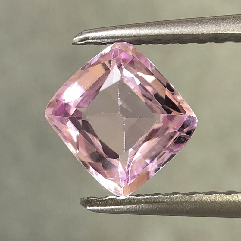 0.98ct Cushion Mixed Cut Sapphire 0.98ct Cushion Mixed Cut Sapphire
