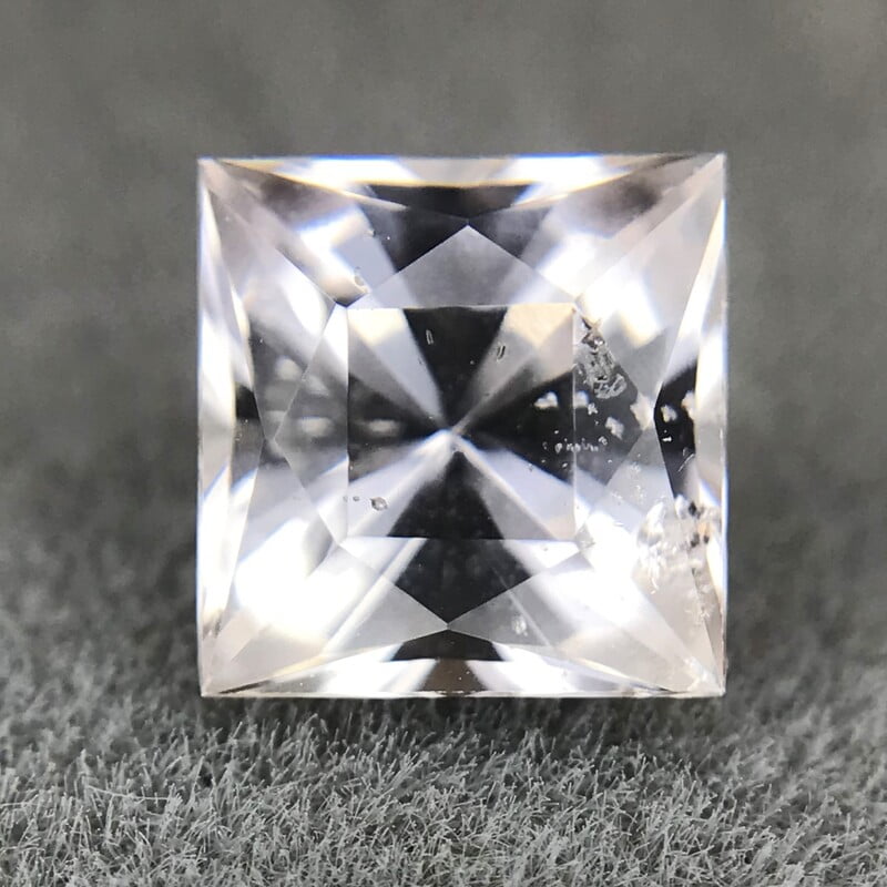 1.15ct Princess Brilliant Cut Sapphire 1.15ct Princess Brilliant Cut Sapphire