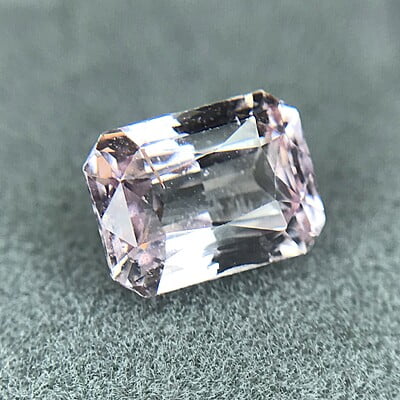1.18ct Radiant Brilliant Cut Sapphire 1.18ct Radiant Brilliant Cut Sapphire