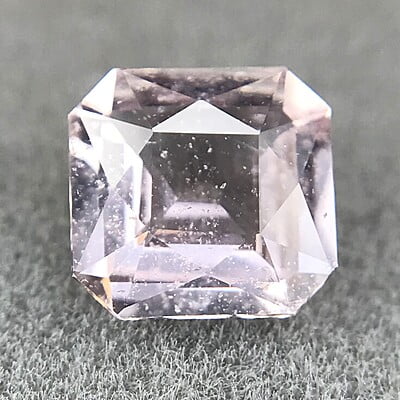 0.83ct Radiant Brilliant Cut Sapphire 0.83ct Radiant Brilliant Cut Sapphire