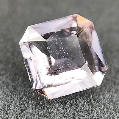 0.83ct Radiant Brilliant Cut Sapphire 0.83ct Radiant Brilliant Cut Sapphire