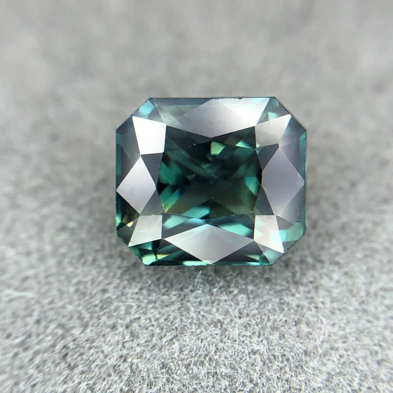 1.59ct Radiant Brilliant Cut Sapphire 1.59ct Radiant Brilliant Cut Sapphire
