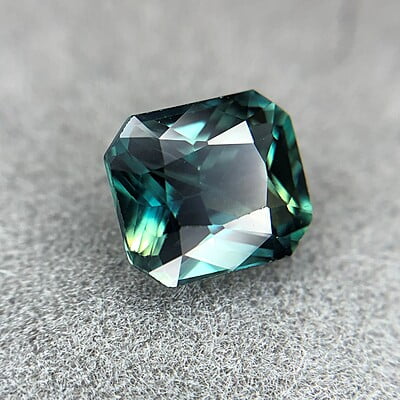 1.59ct Radiant Brilliant Cut Sapphire 1.59ct Radiant Brilliant Cut Sapphire