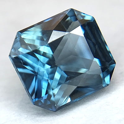 1.72ct Radiant Brilliant Cut Sapphire 1.72ct Radiant Brilliant Cut Sapphire