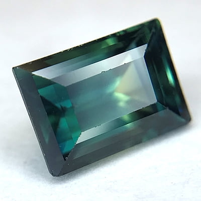 1.57ct Princess Brilliant Cut Sapphire 1.57ct Princess Brilliant Cut Sapphire