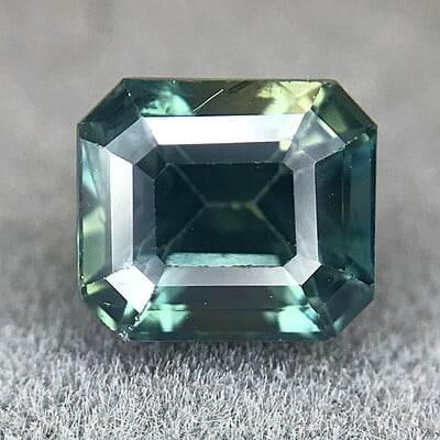 1.57ct Octagon Step Cut Sapphire 1.57ct Octagon Step Cut Sapphire