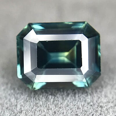 1.57ct Octagon Step Cut Sapphire 1.57ct Octagon Step Cut Sapphire