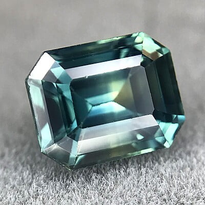 1.57ct Octagon Step Cut Sapphire 1.57ct Octagon Step Cut Sapphire