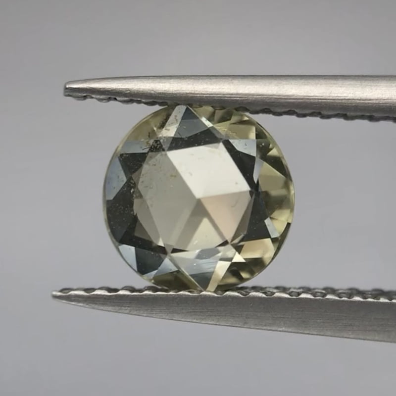 1.11ct Round Rose Cut Sapphire 1.11ct Round Rose Cut Sapphire