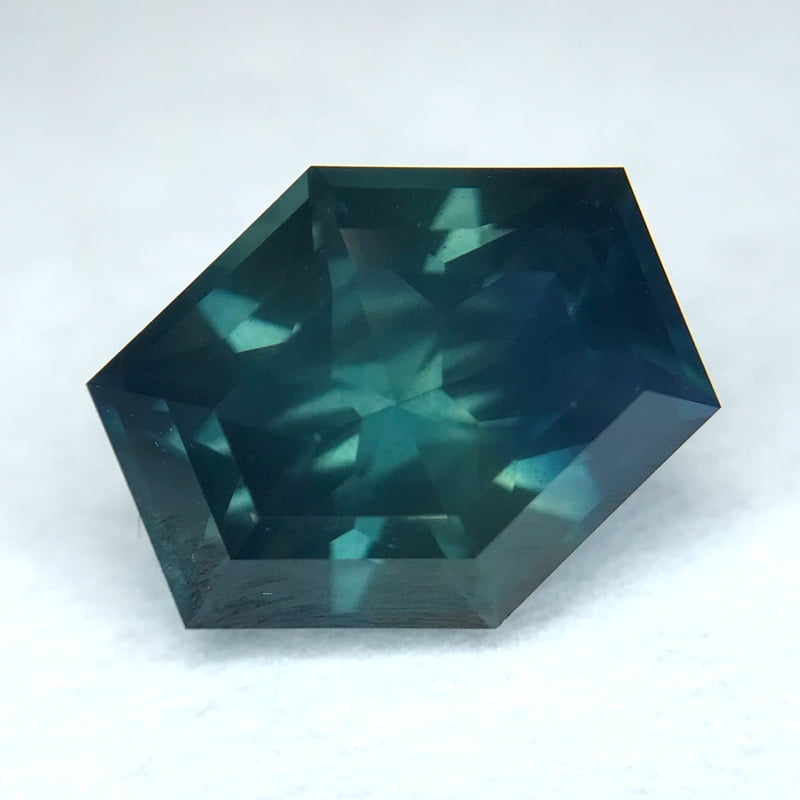 3.50ct Hexagon Step Cut Sapphire 3.50ct Hexagon Step Cut Sapphire