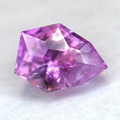 0.91ct Fancy Step Cut Sapphire 0.91ct Fancy Step Cut Sapphire