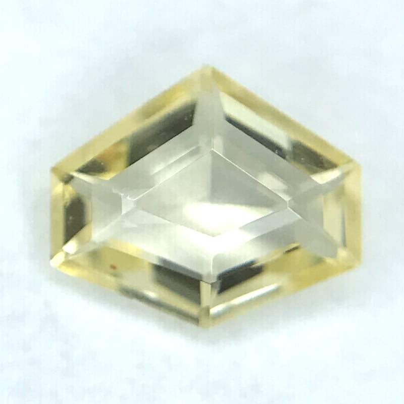 0.39ct Fancy Step Cut Sapphire 0.39ct Fancy Step Cut Sapphire