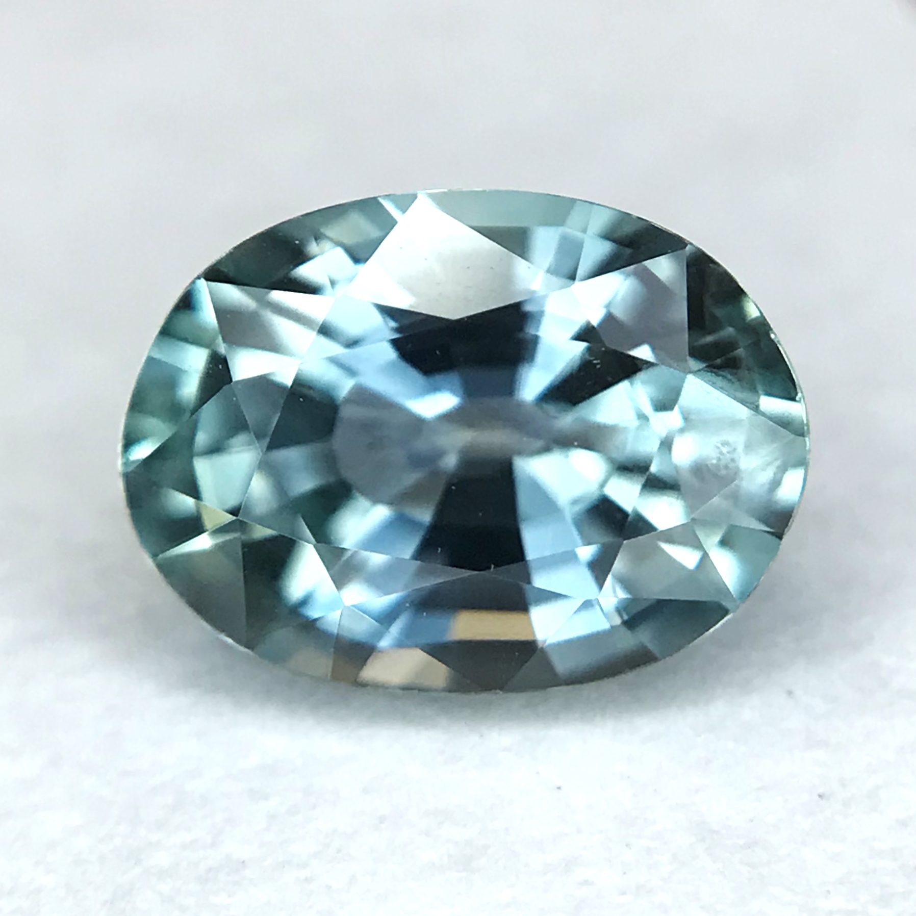 1.00ct Oval Mixed Cut Sapphire 1.00ct Oval Mixed Cut Sapphire