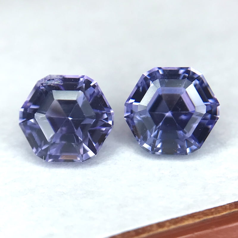 1.08tcw Hexagon Step Cut Sapphire Pair 1.08tcw Hexagon Step Cut Sapphire Pair