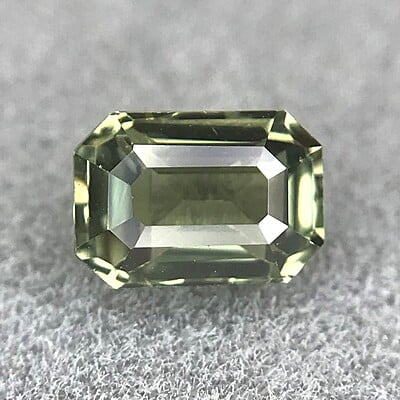 0.55ct Octagon Step Cut Sapphire 0.55ct Octagon Step Cut Sapphire