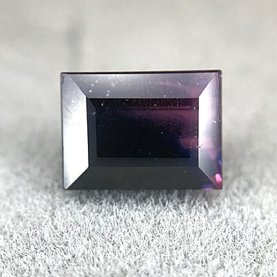 1.44ct Baguette Step Cut Sapphire 1.44ct Baguette Step Cut Sapphire