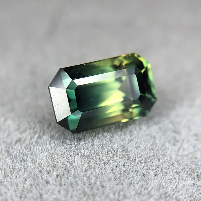 1.65ct Octagon Step Cut Sapphire 1.65ct Octagon Step Cut Sapphire