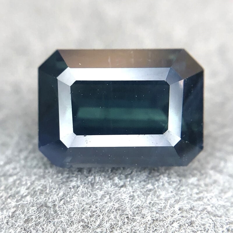 1.23ct Octagon Step Cut Sapphire 1.23ct Octagon Step Cut Sapphire