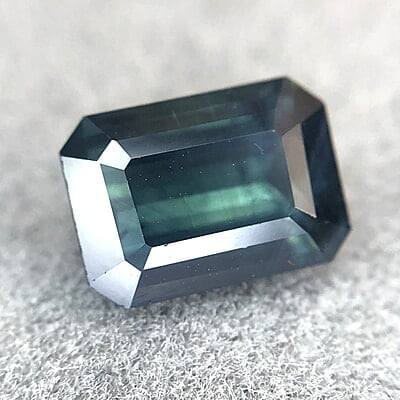 1.23ct Octagon Step Cut Sapphire 1.23ct Octagon Step Cut Sapphire