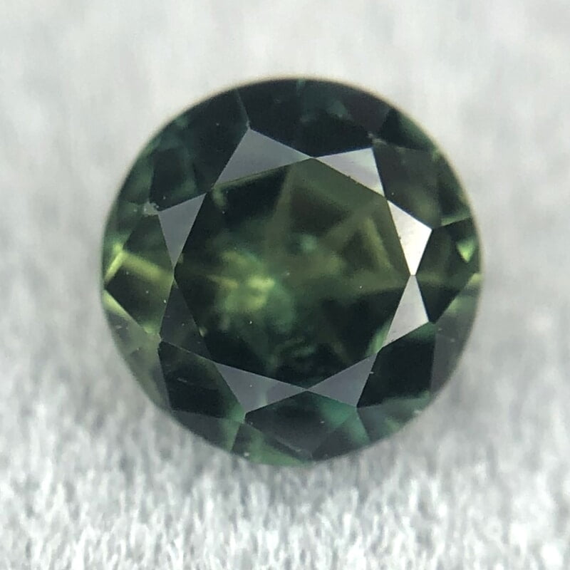 0.75ct Round Brilliant Cut Sapphire 0.75ct Round Brilliant Cut Sapphire