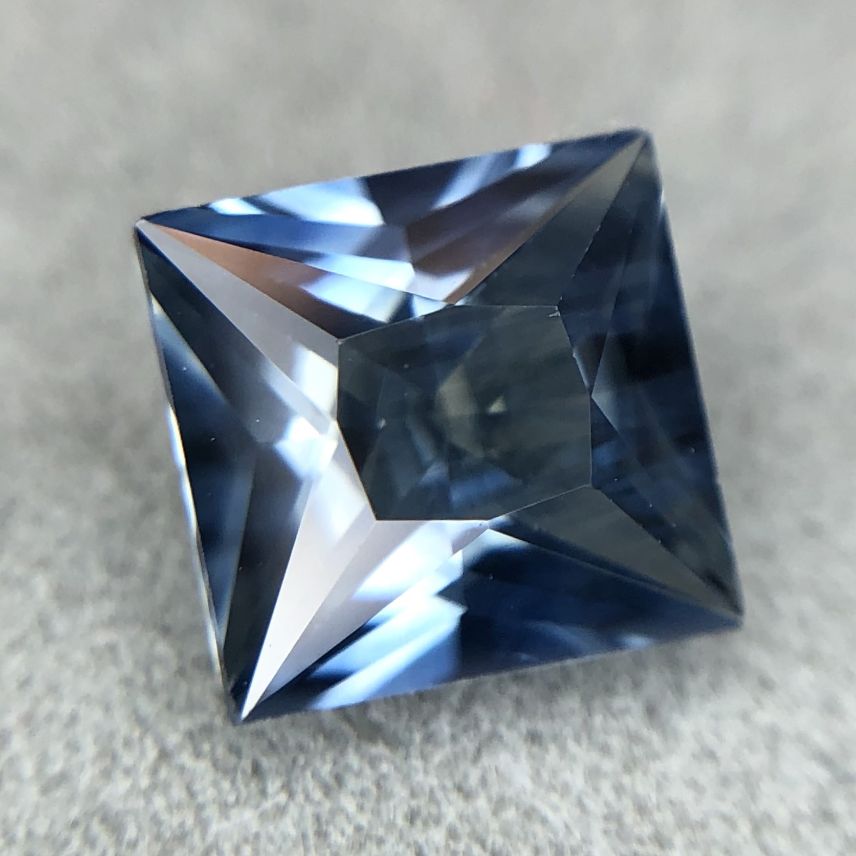 1.60ct Princess Brilliant Cut Sapphire 1.60ct Princess Brilliant Cut Sapphire