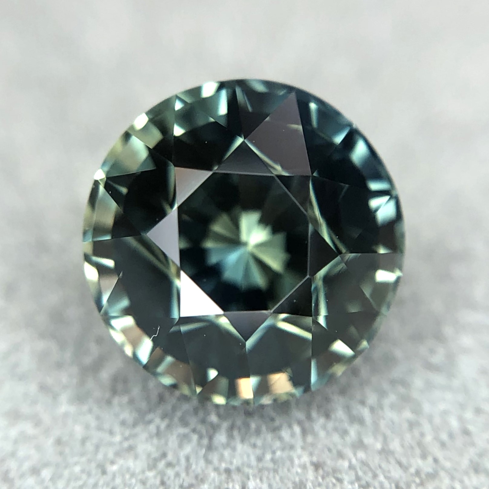 2.25ct Round Mixed Cut Sapphire 2.25ct Round Mixed Cut Sapphire