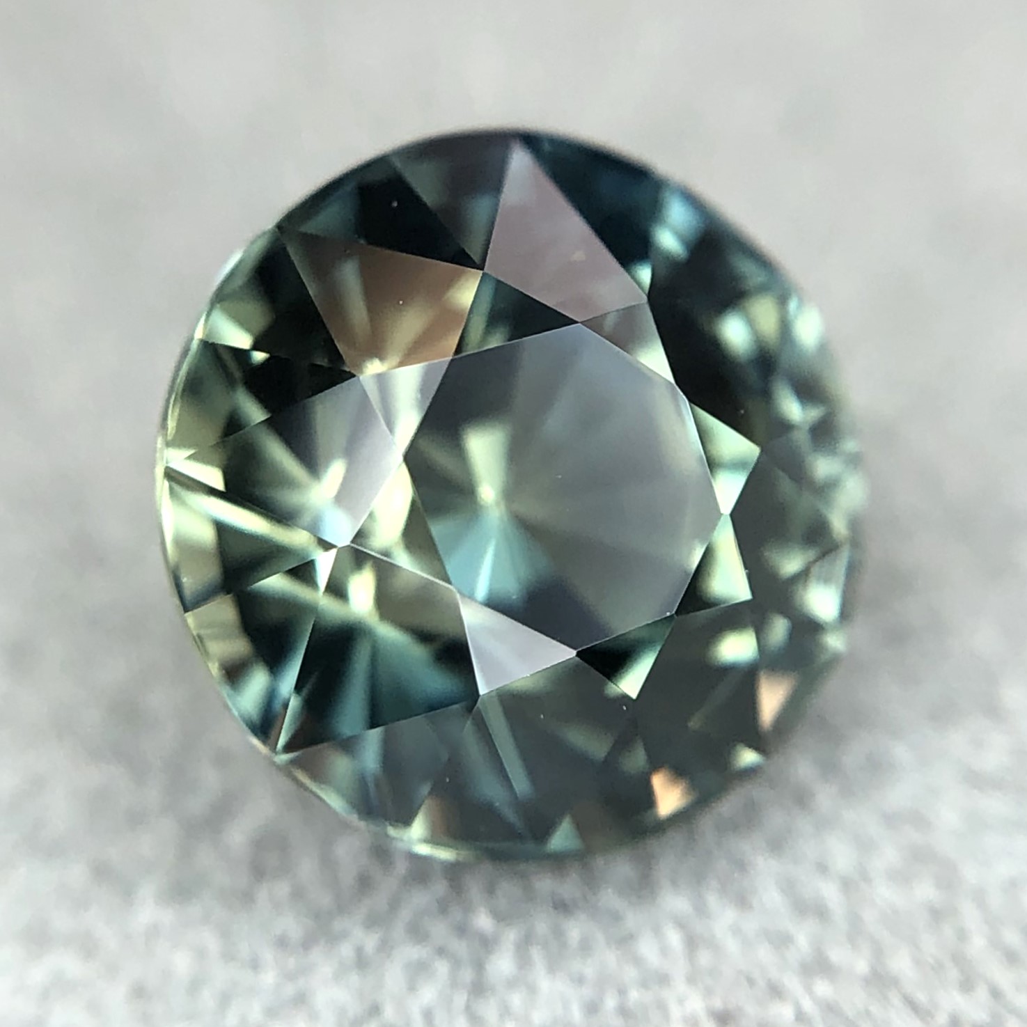 2.25ct Round Mixed Cut Sapphire 2.25ct Round Mixed Cut Sapphire